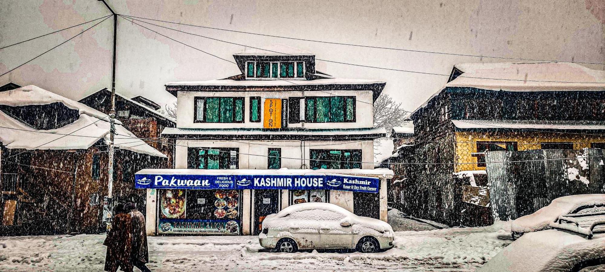 Kashmir House Pahalgam Hotel Eksteriør billede